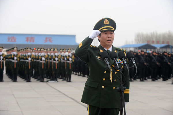 武警部隊司令員政委，職責(zé)與角色的深度解析，武警部隊司令員政委職責(zé)與角色的全面解析