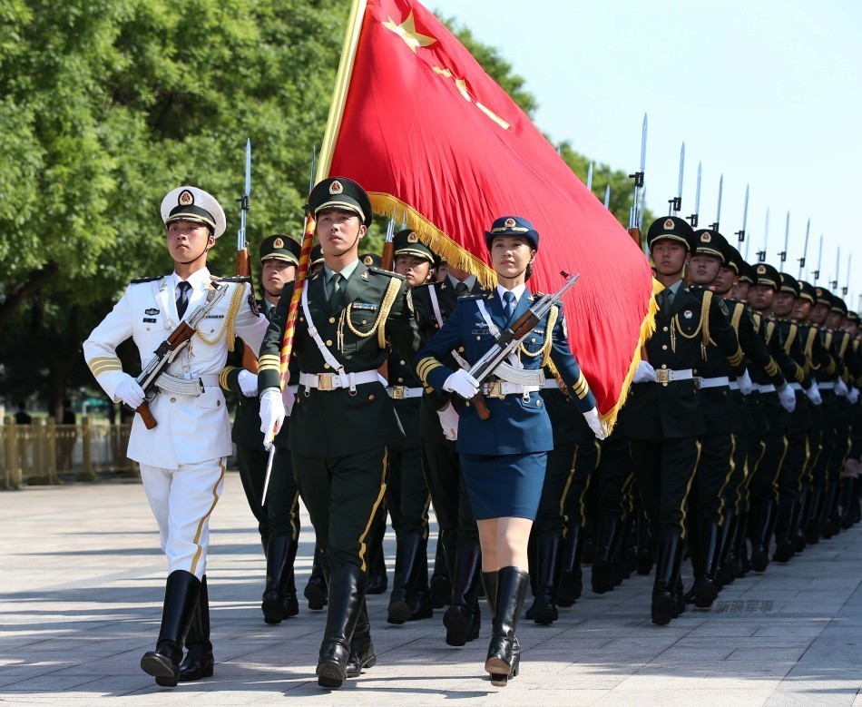 檢閱女兵儀仗隊，榮耀與力量的展現(xiàn)，檢閱女兵儀仗隊，榮耀與力量的璀璨瞬間