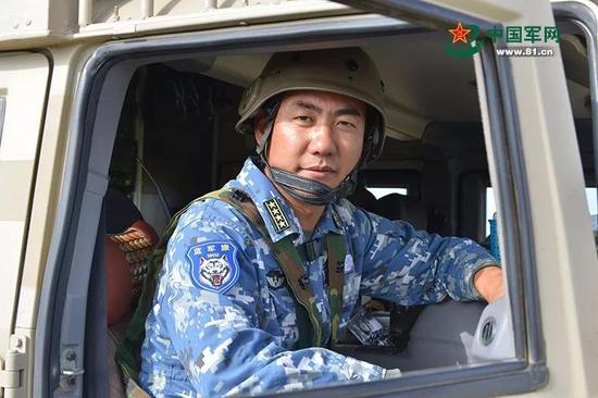 滿廣志現(xiàn)在是什么軍銜？深度解析其軍事生涯及成就，滿廣志的軍銜與軍事生涯，深度解析及成就概覽