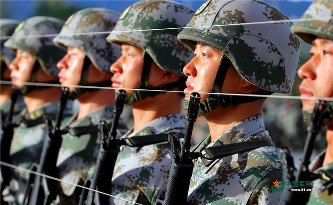 中國先進(jìn)軍事力量，展現(xiàn)新時代的國防實力，中國先進(jìn)軍事力量，展現(xiàn)新時代的國防風(fēng)采