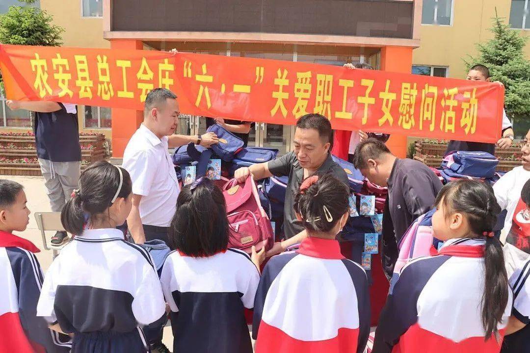 二四六香港天天開(kāi)彩大全，探索彩票世界的奧秘，探索彩票世界奧秘，二四六香港天天開(kāi)彩大全