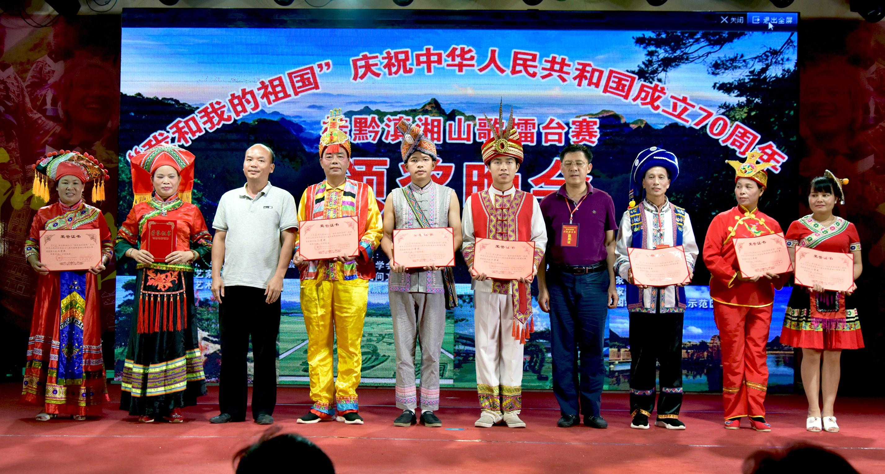 王中王免費(fèi)四肖選一肖，揭秘真相與策略，王中王免費(fèi)四肖選一肖，真相揭秘與策略探討