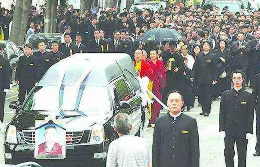 澳門天天六開彩開獎(jiǎng)結(jié)果，探索彩票背后的秘密與未來展望（2025年），澳門天天六開彩開獎(jiǎng)結(jié)果，揭秘彩票背后的秘密與未來展望（展望至2025年）