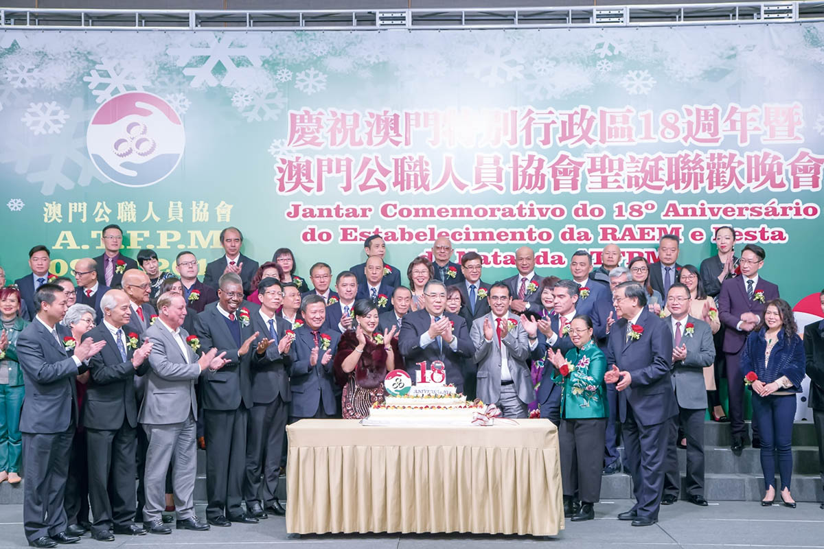 澳門(mén)掛牌正版掛牌，探索其背后的意義與價(jià)值，澳門(mén)正版掛牌背后的意義與價(jià)值探索
