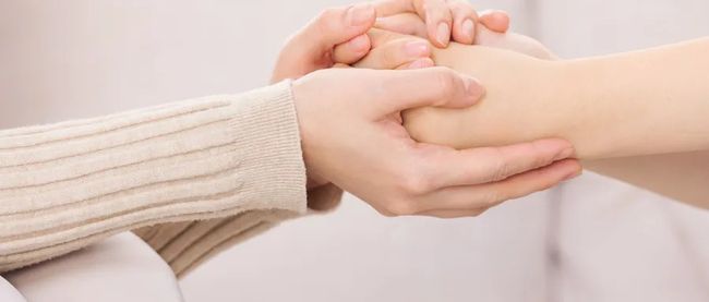 出現(xiàn)自殘行為是幾度抑郁？深度解析抑郁癥與自殘現(xiàn)象的關系，抑郁癥中的自殘現(xiàn)象，其背后與抑郁程度的關聯(lián)及深度解析