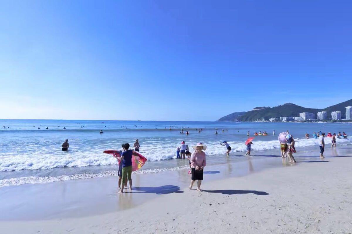 三亞風(fēng)景圖片，探索海南的美麗畫卷，三亞與海南的美麗畫卷，探索海南三亞風(fēng)景圖片的魅力