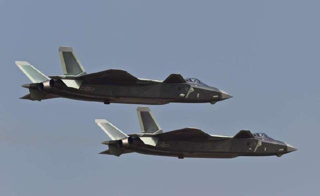 殲-20飛行速度，揭秘中國新一代隱身戰(zhàn)斗機的速度與性能，揭秘殲-20隱身戰(zhàn)斗機的速度與性能，中國新一代戰(zhàn)斗機的飛行速度探索