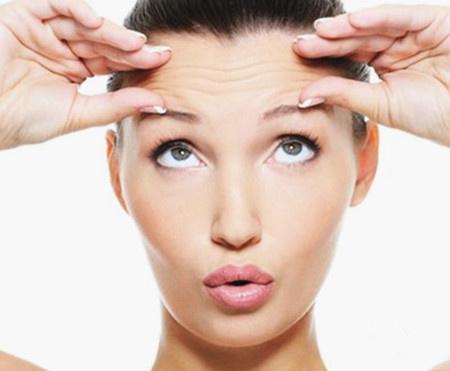 如何有效去除抬頭紋，重塑青春容顏，如何去除抬頭紋，重塑年輕面容？