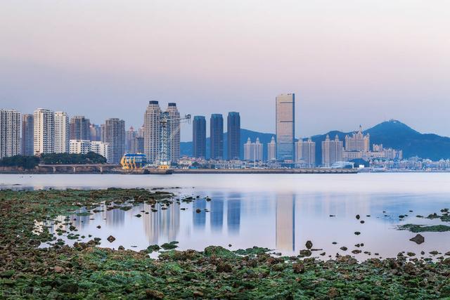 大連房價(jià)走勢(shì)及影響因素分析，大連房價(jià)走勢(shì)與影響因素深度解析