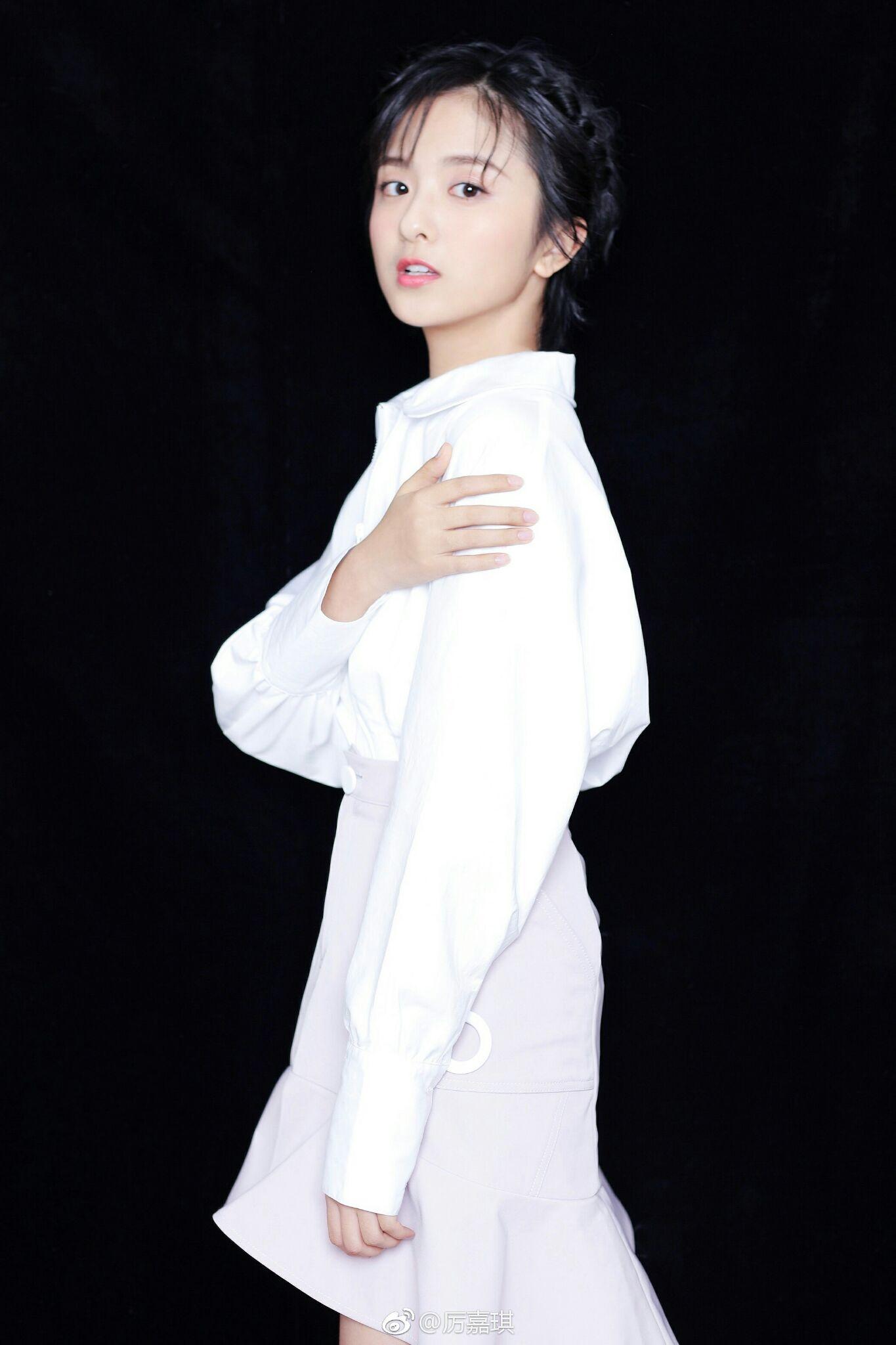 周也個人資料圖片，探索明星的私密世界，周也個人資料圖片，揭秘明星世界的私密之旅