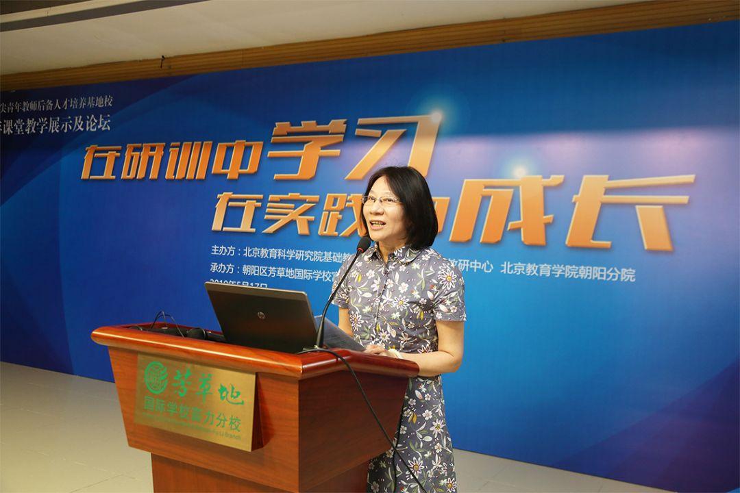 芳草地免費(fèi)資料論壇，共享知識，共創(chuàng)未來，芳草地免費(fèi)資料論壇，共享知識，攜手共創(chuàng)未來