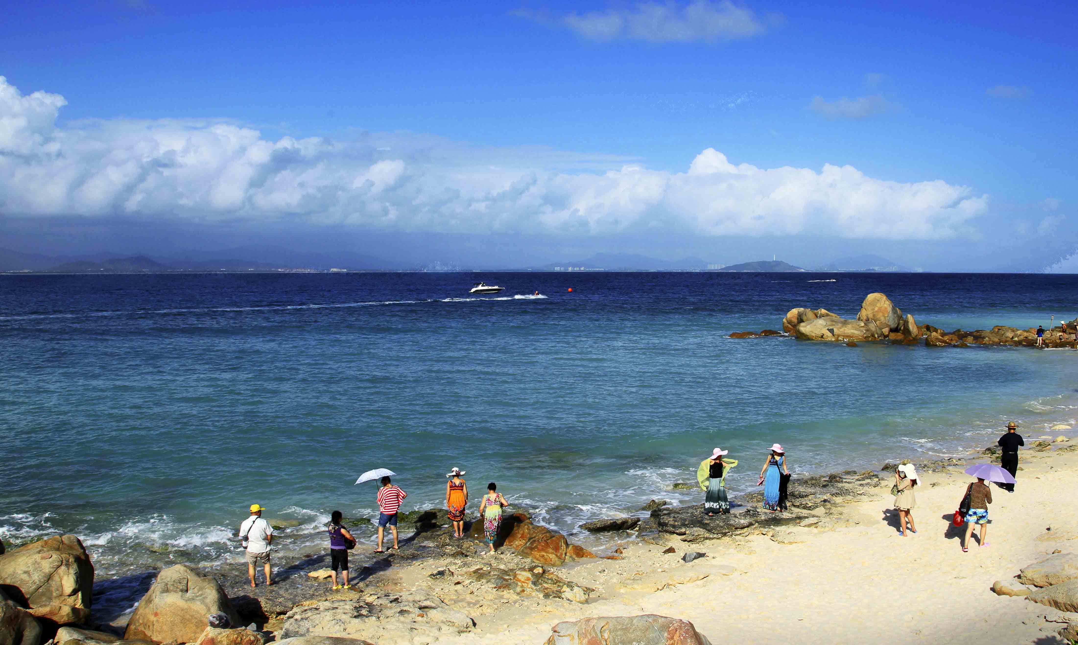 三亞海景圖片真實(shí)，探索美麗的海濱風(fēng)光，三亞海景真實(shí)探索，醉美海濱風(fēng)光的魅力之旅